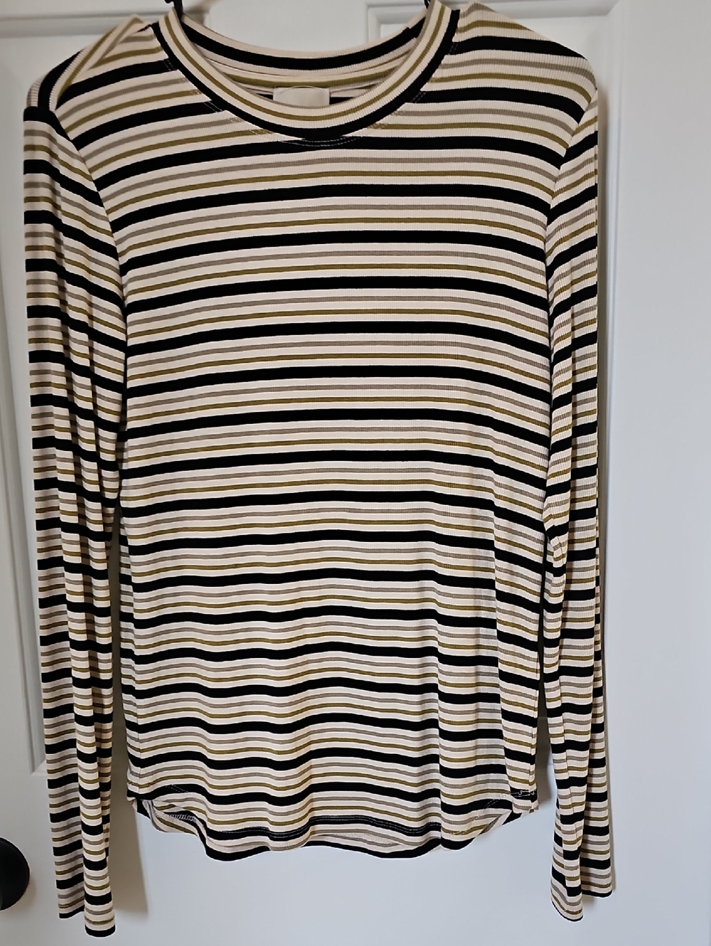 Women's Long-Sleeve Striped Crewneck Top - Black & Cream